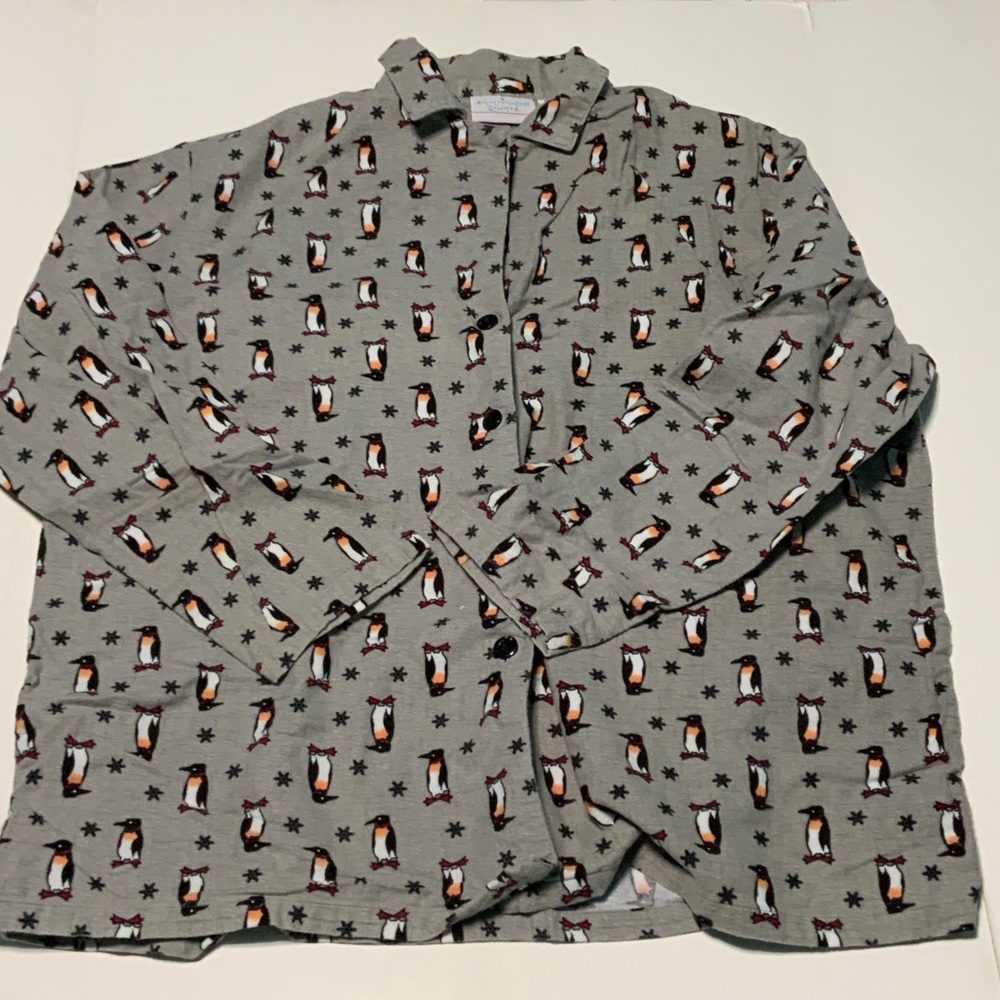 Gray Penguin Print Women's Flannel Pajamas